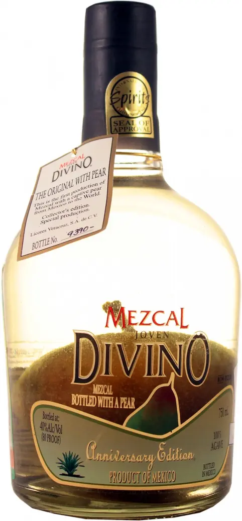 Мескаль "Divino" Mezcal Joven, with a Pear,  0.75 л: Фото 1