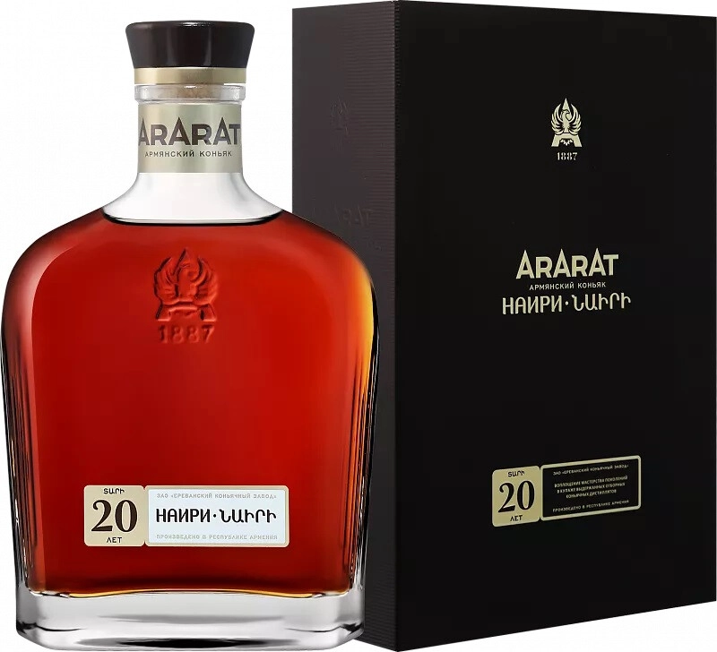 Коньяк Арарат "Наири", в подарочной коробке,  0.5 л